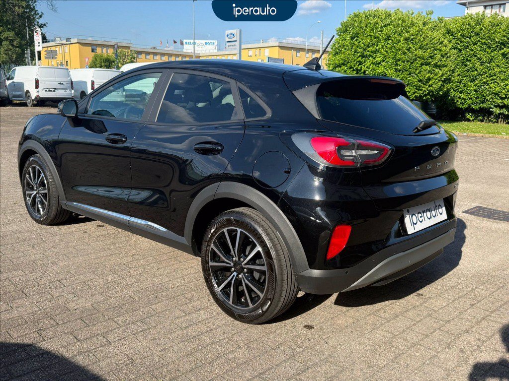 https://cdn-sm.caraffinity.it/images/vehicles/4712147/5/large