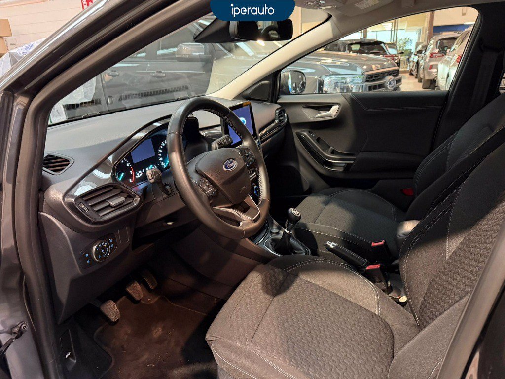 https://cdn-sm.caraffinity.it/images/vehicles/4712149/5/large