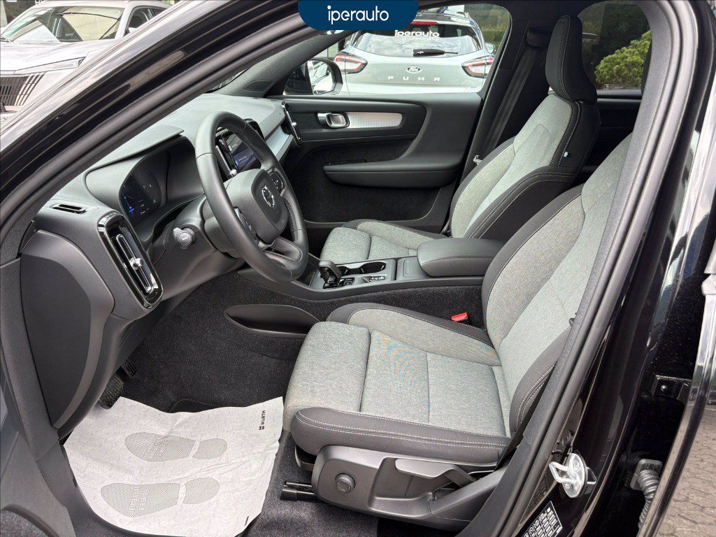 https://cdn-sm.caraffinity.it/images/vehicles/4712151/7/large