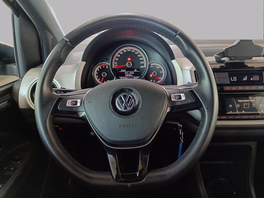 https://cdn-sm.caraffinity.it/images/vehicles/4713026/8/large
