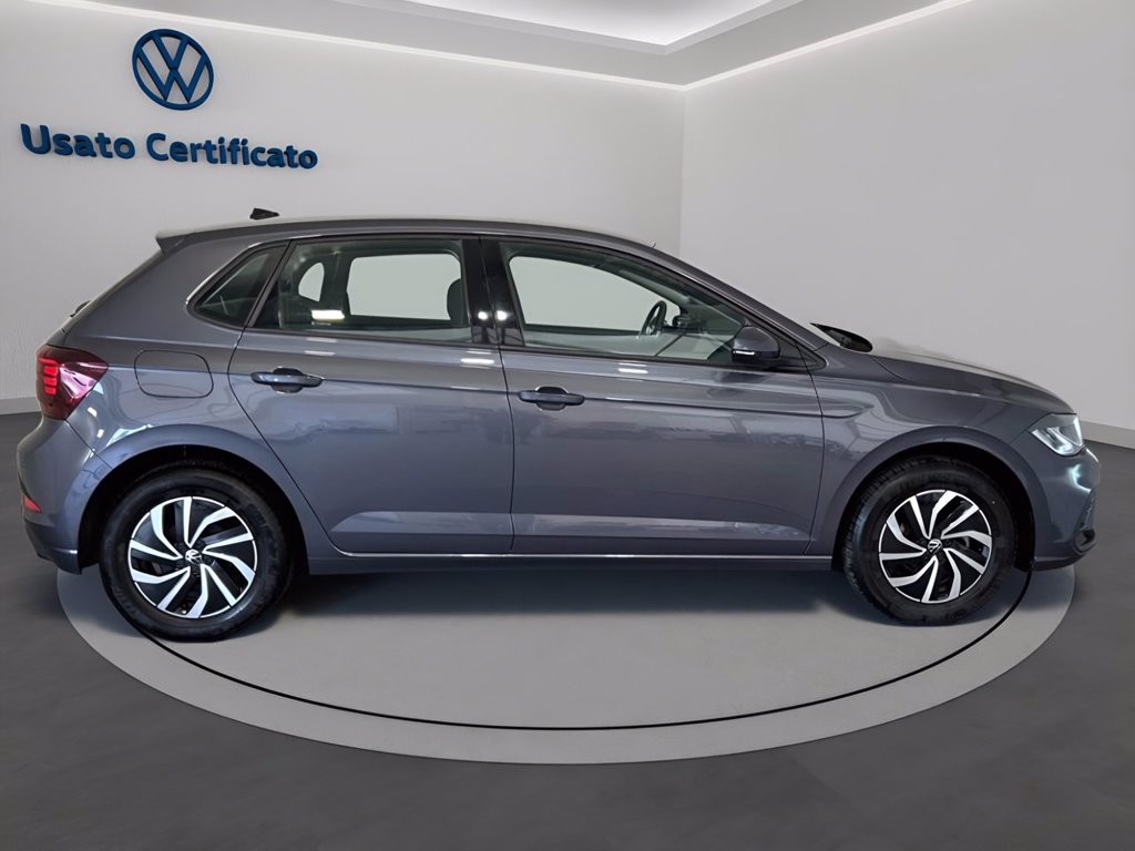 https://cdn-sm.caraffinity.it/images/vehicles/4713030/2/large