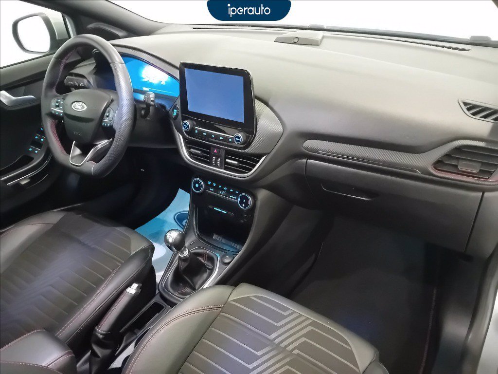 https://cdn-sm.caraffinity.it/images/vehicles/4713259/8/large