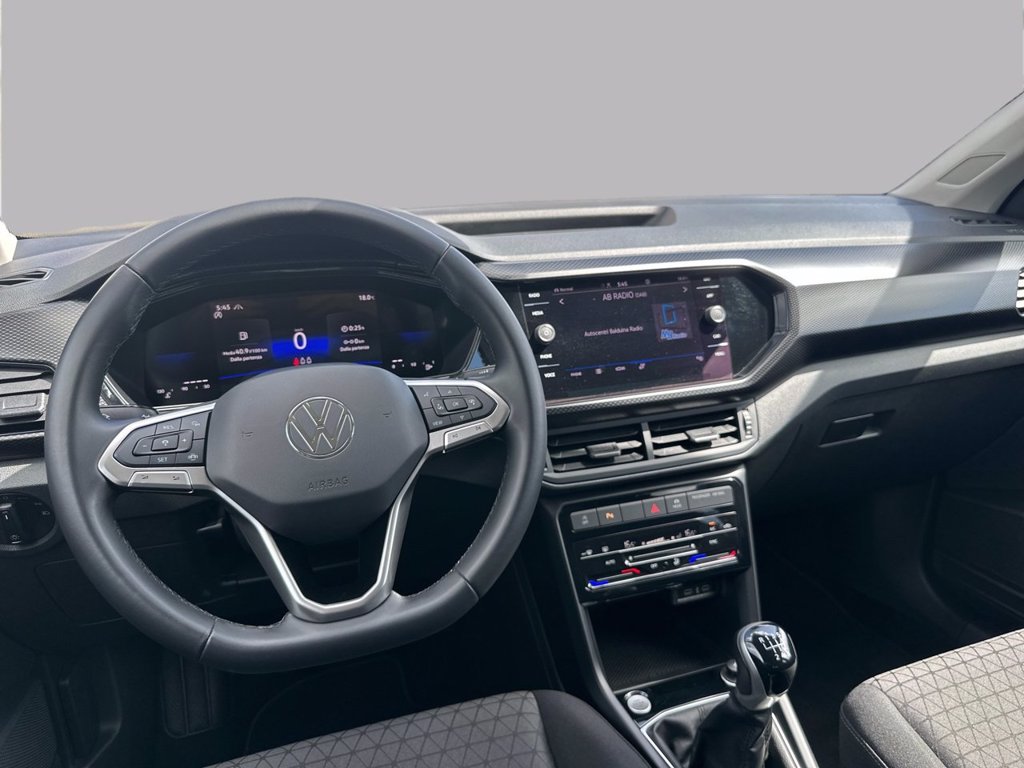 https://cdn-sm.caraffinity.it/images/vehicles/4713836/7/large