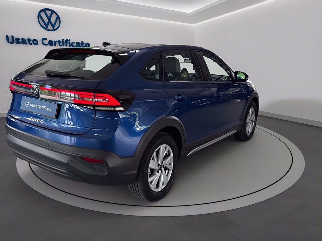 https://cdn-sm.caraffinity.it/images/vehicles/4713838/3/large
