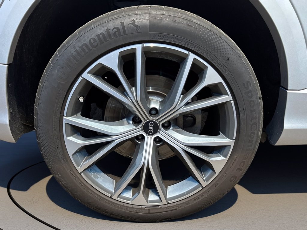 https://cdn-sm.caraffinity.it/images/vehicles/4714149/6/large