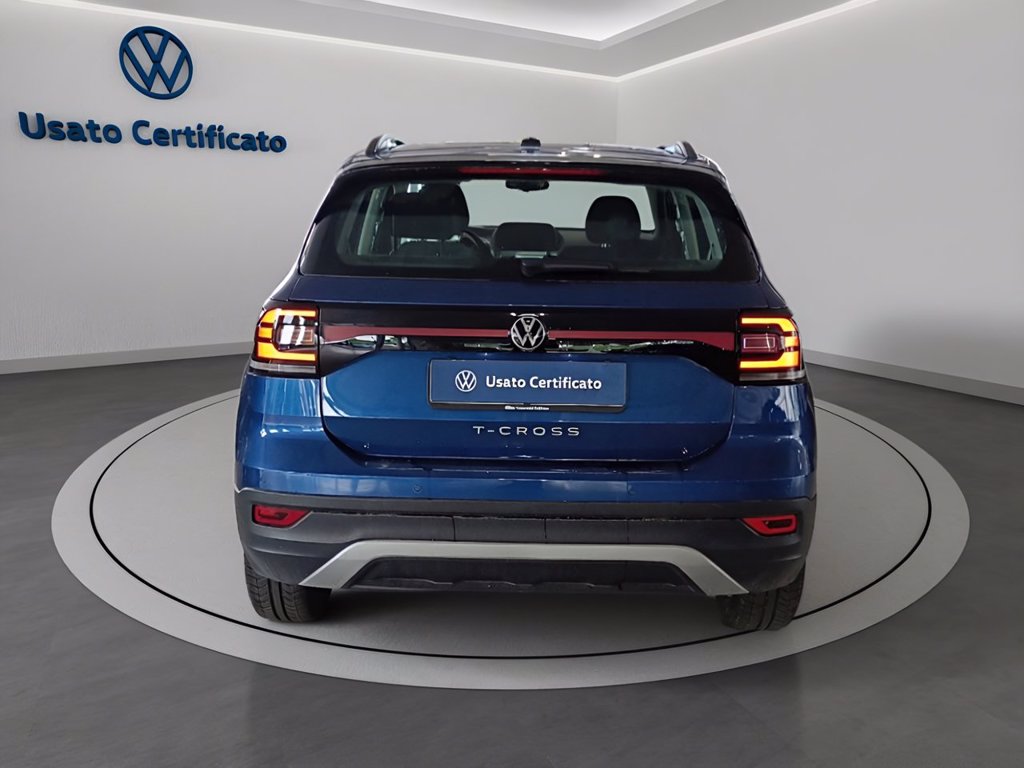 https://cdn-sm.caraffinity.it/images/vehicles/4715208/4/large