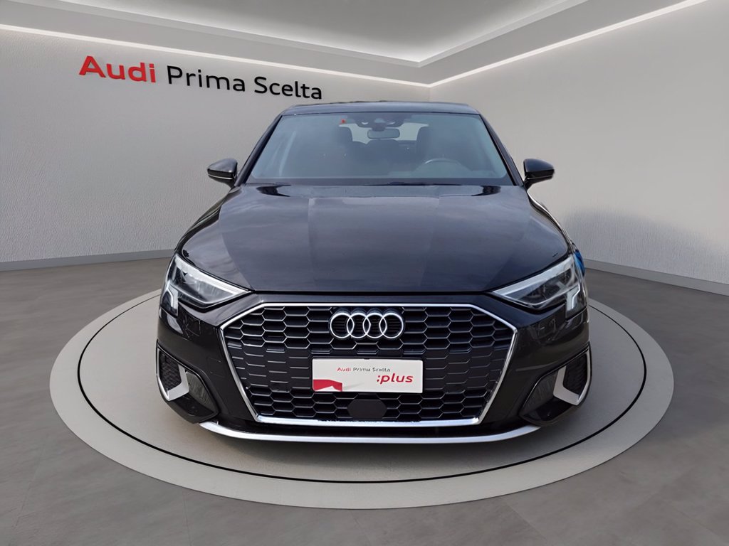 https://cdn-sm.caraffinity.it/images/vehicles/4715907/1/large