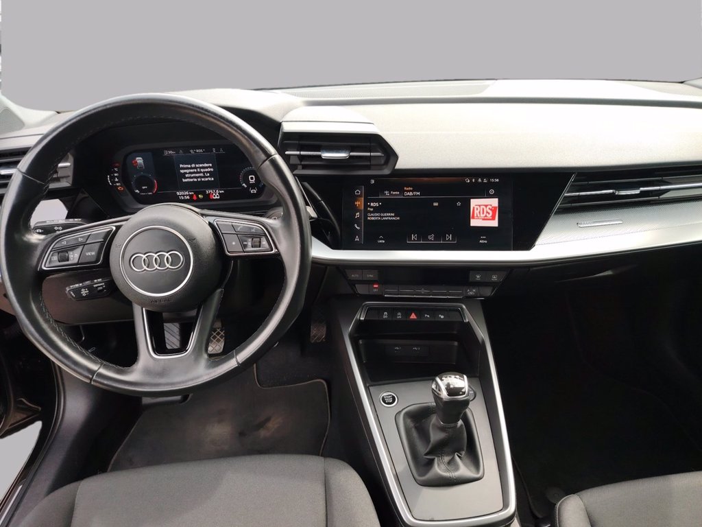 https://cdn-sm.caraffinity.it/images/vehicles/4715907/7/large