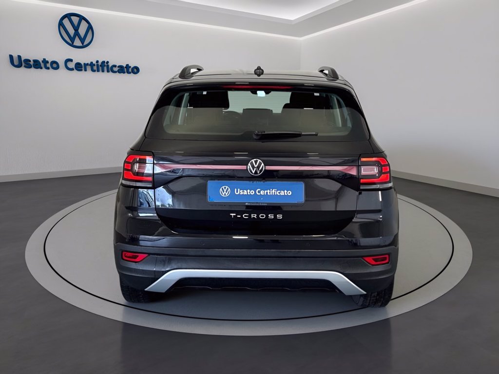 https://cdn-sm.caraffinity.it/images/vehicles/4715915/4/large