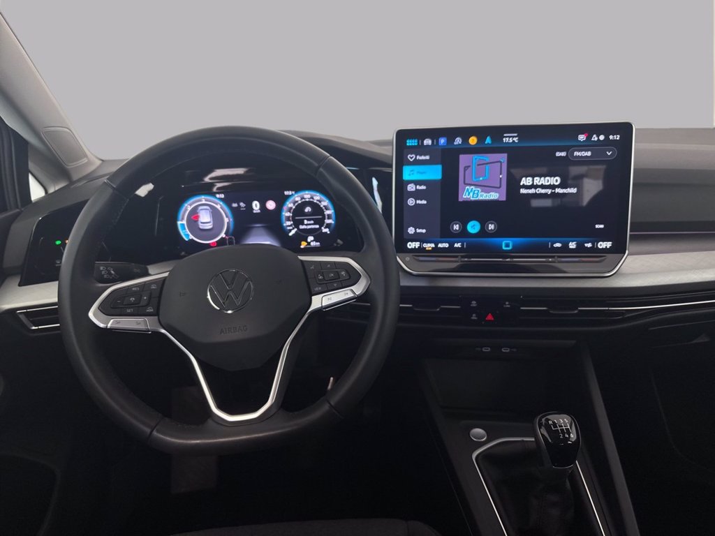 https://cdn-sm.caraffinity.it/images/vehicles/4717472/7/large