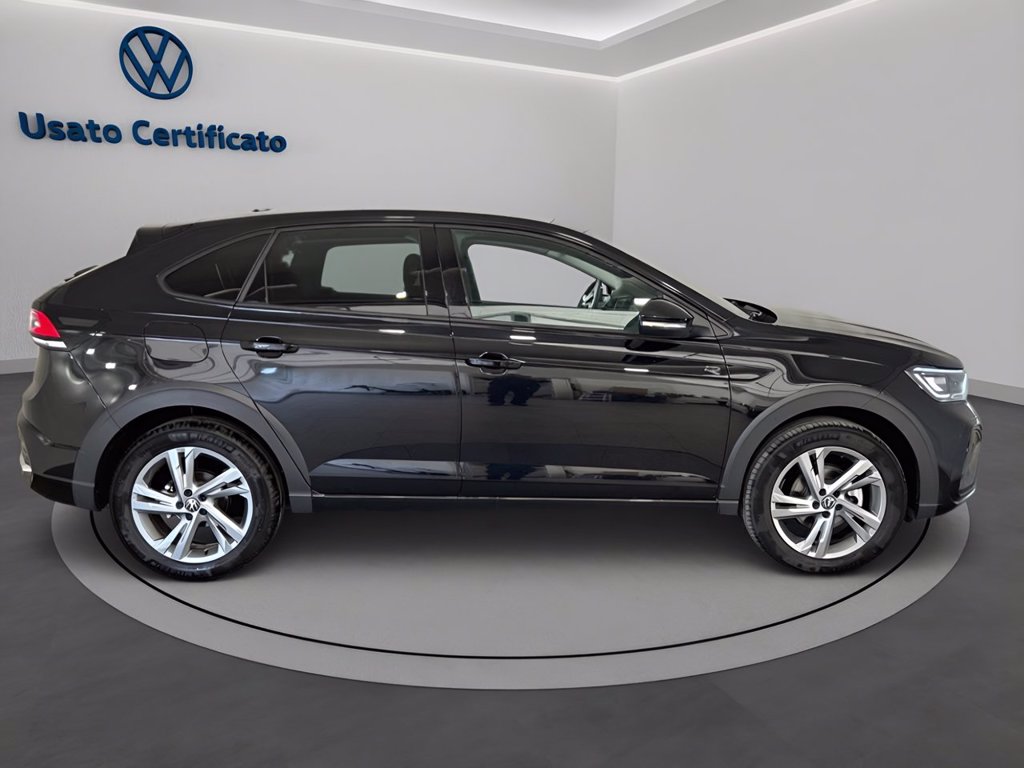 https://cdn-sm.caraffinity.it/images/vehicles/4717475/2/large