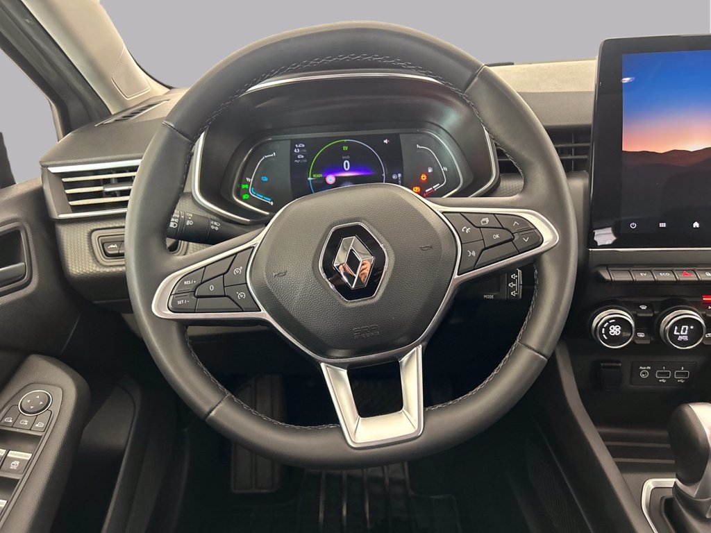 https://cdn-sm.caraffinity.it/images/vehicles/4717480/7/large