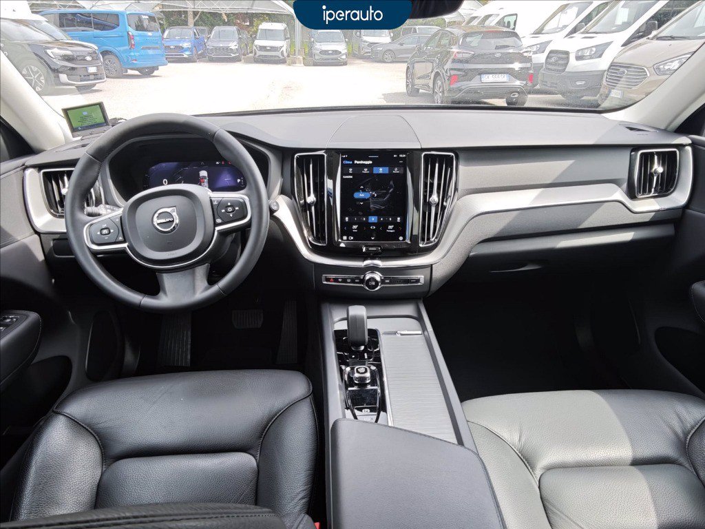 https://cdn-sm.caraffinity.it/images/vehicles/4718126/5/large