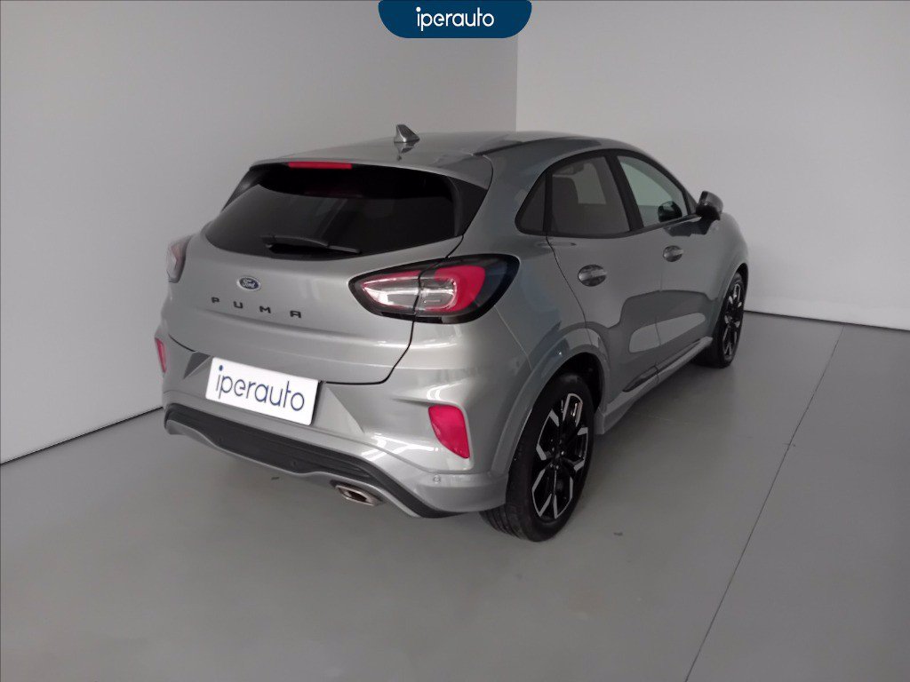 https://cdn-sm.caraffinity.it/images/vehicles/4718128/3/large