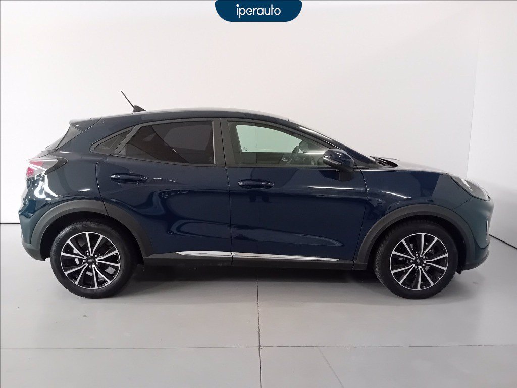 https://cdn-sm.caraffinity.it/images/vehicles/4719513/4/large