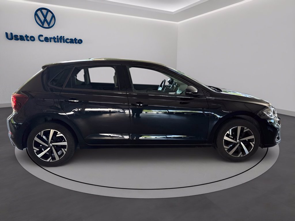 https://cdn-sm.caraffinity.it/images/vehicles/4719999/2/large