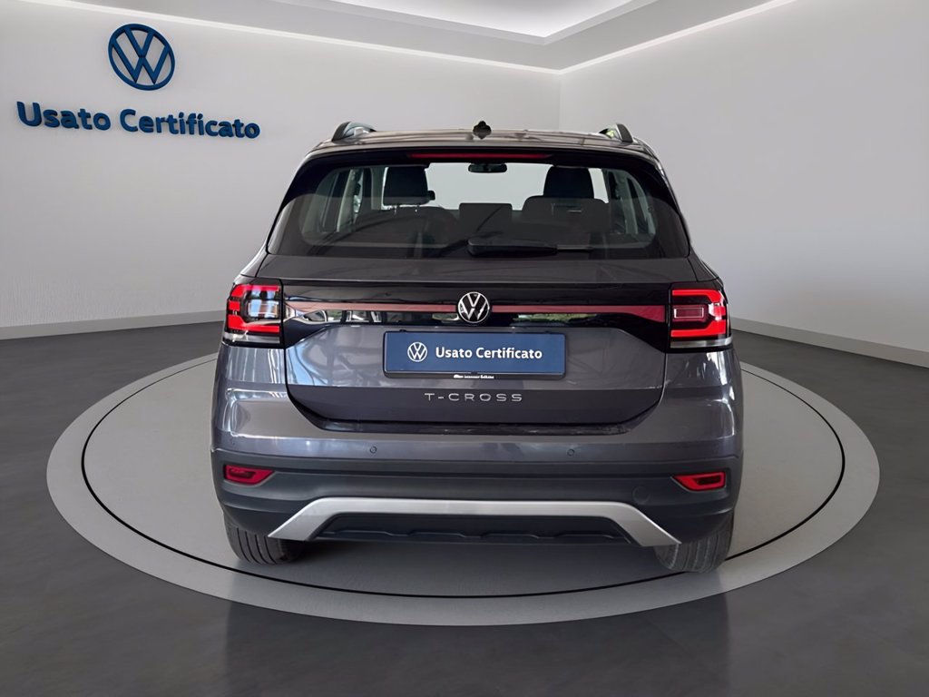 https://cdn-sm.caraffinity.it/images/vehicles/4720002/4/large