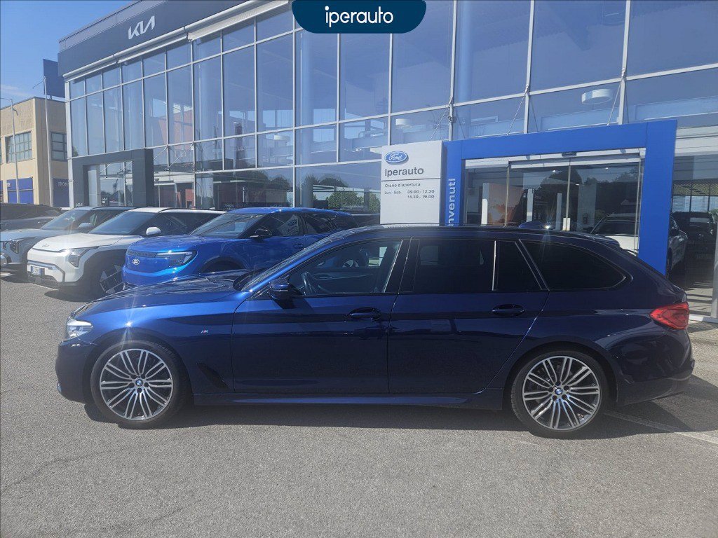 https://cdn-sm.caraffinity.it/images/vehicles/4720205/5/large