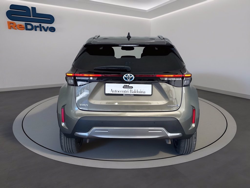 https://cdn-sm.caraffinity.it/images/vehicles/4721281/4/large