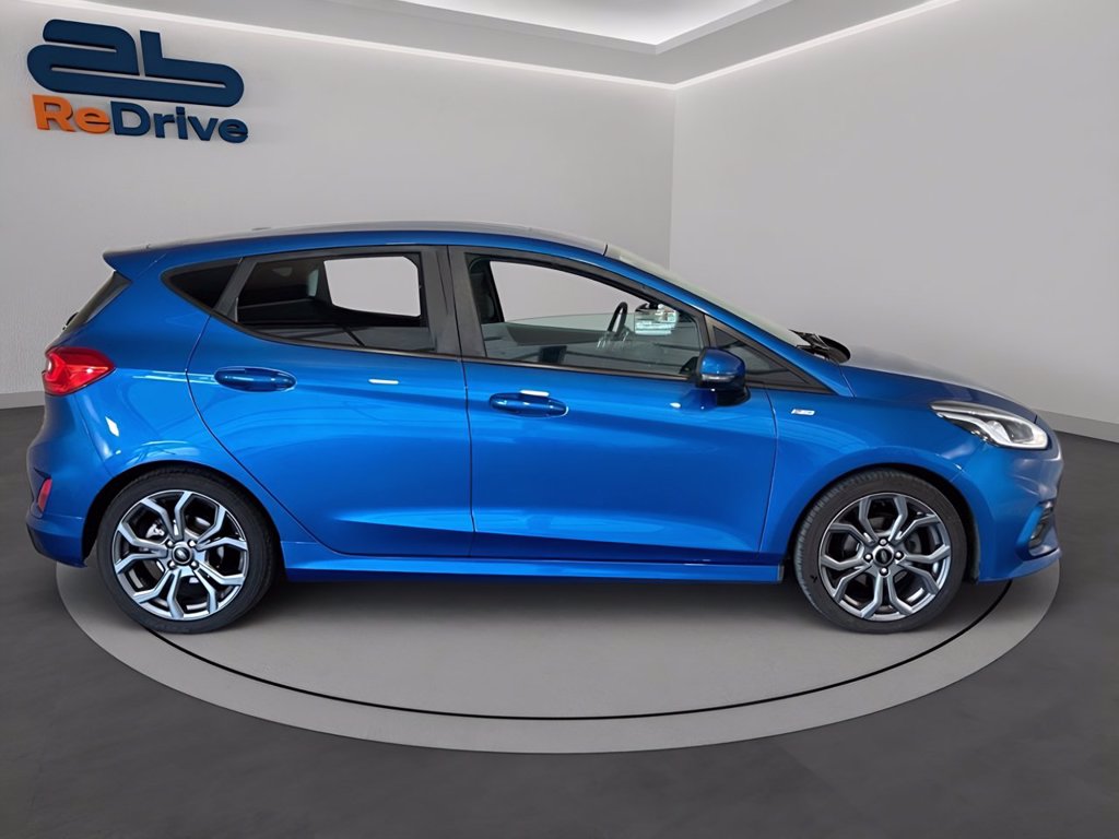 https://cdn-sm.caraffinity.it/images/vehicles/4721289/2/large