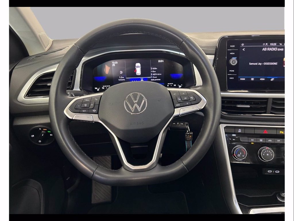 https://cdn-sm.caraffinity.it/images/vehicles/4722178/8/large