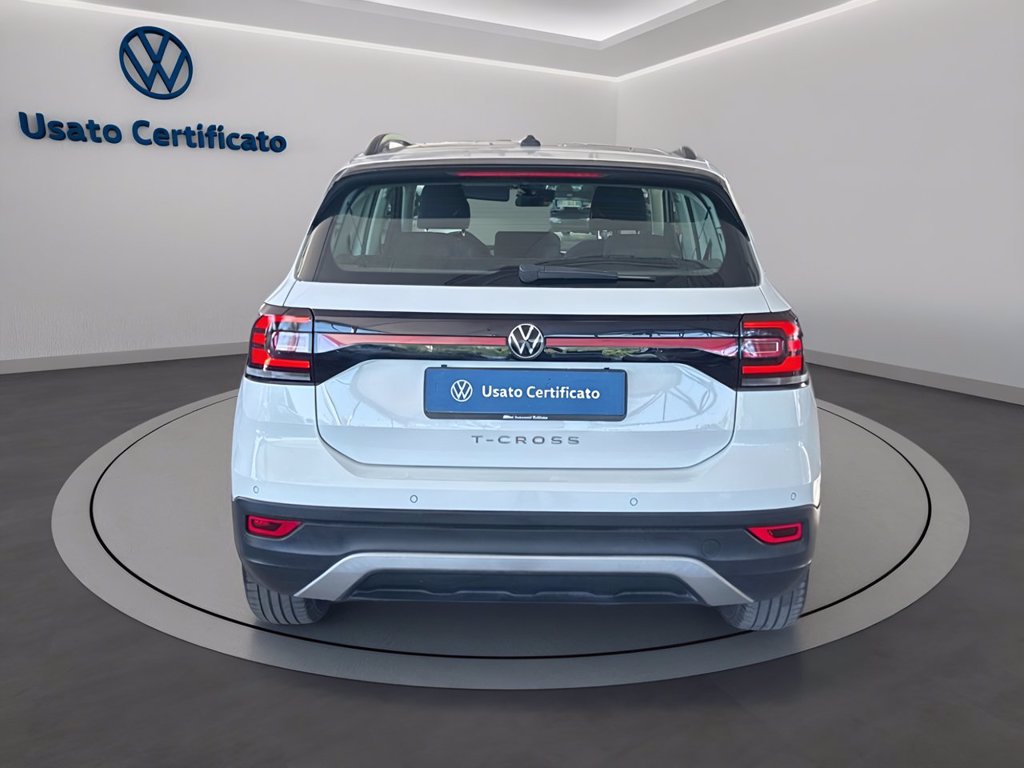 https://cdn-sm.caraffinity.it/images/vehicles/4723644/4/large