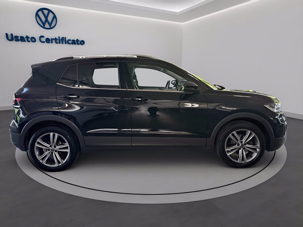 https://cdn-sm.caraffinity.it/images/vehicles/4723645/2/large