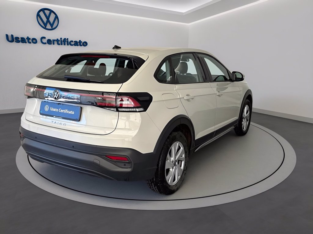 https://cdn-sm.caraffinity.it/images/vehicles/4724420/3/large