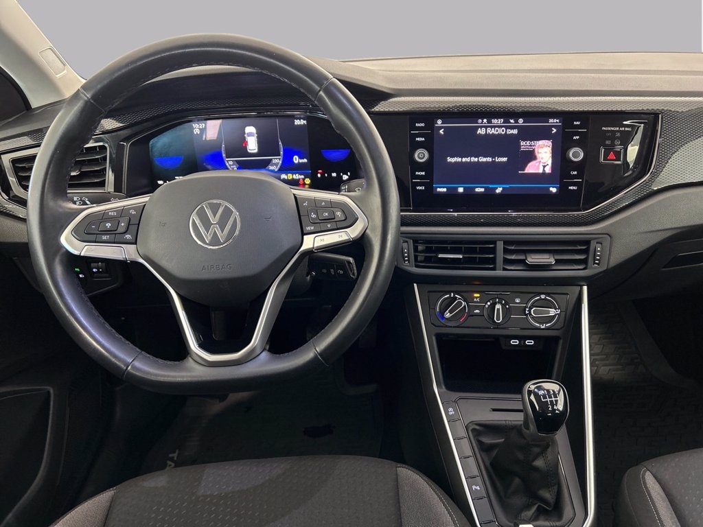 https://cdn-sm.caraffinity.it/images/vehicles/4724420/7/large