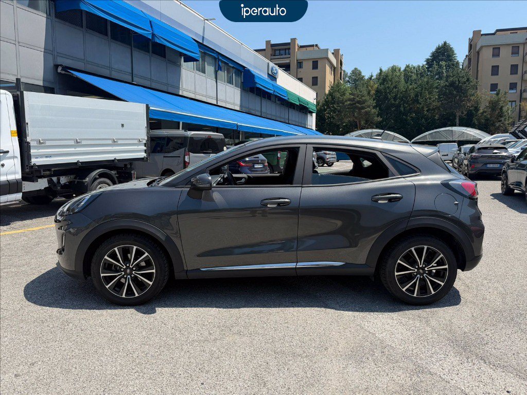 https://cdn-sm.caraffinity.it/images/vehicles/4724615/5/large