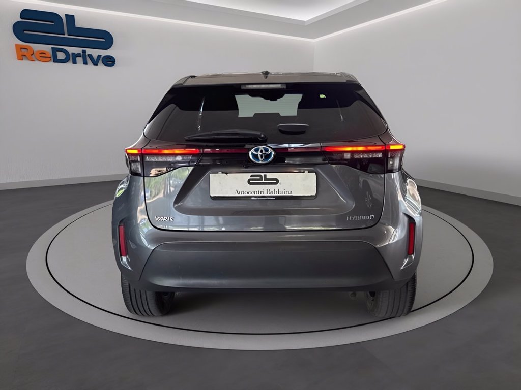 https://cdn-sm.caraffinity.it/images/vehicles/4725051/4/large
