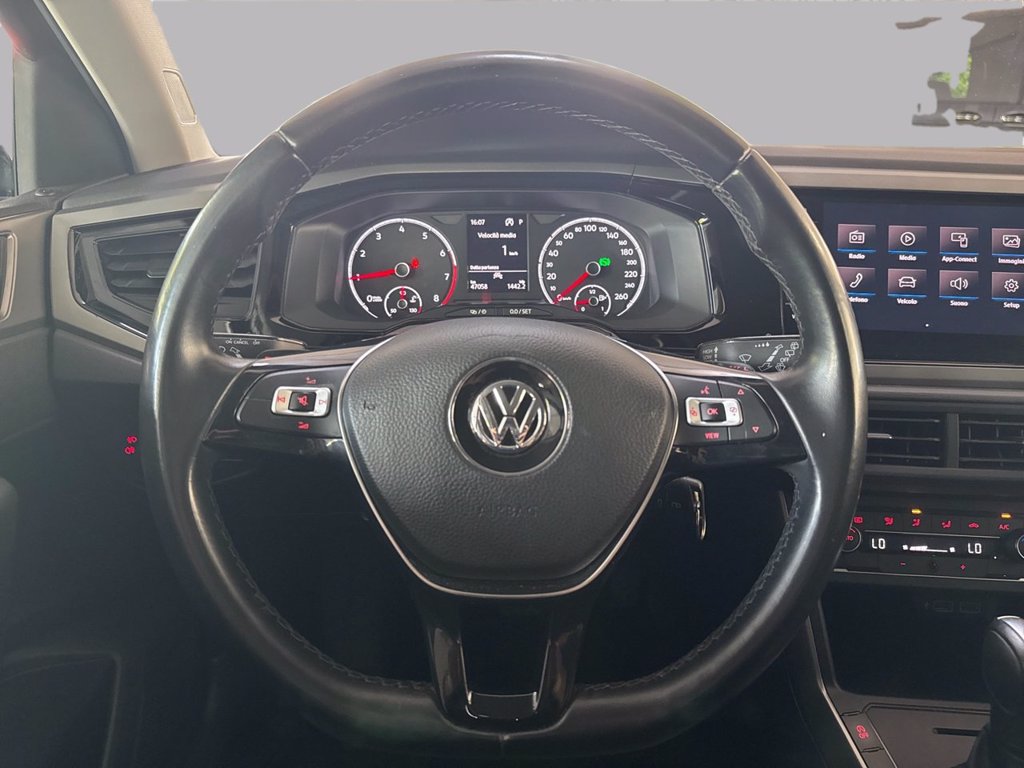 https://cdn-sm.caraffinity.it/images/vehicles/4725056/7/large