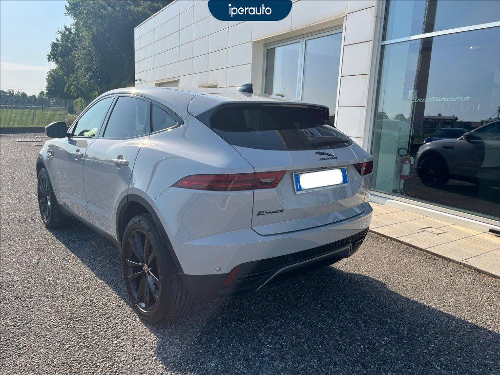 https://cdn-sm.caraffinity.it/images/vehicles/4725224/3/large
