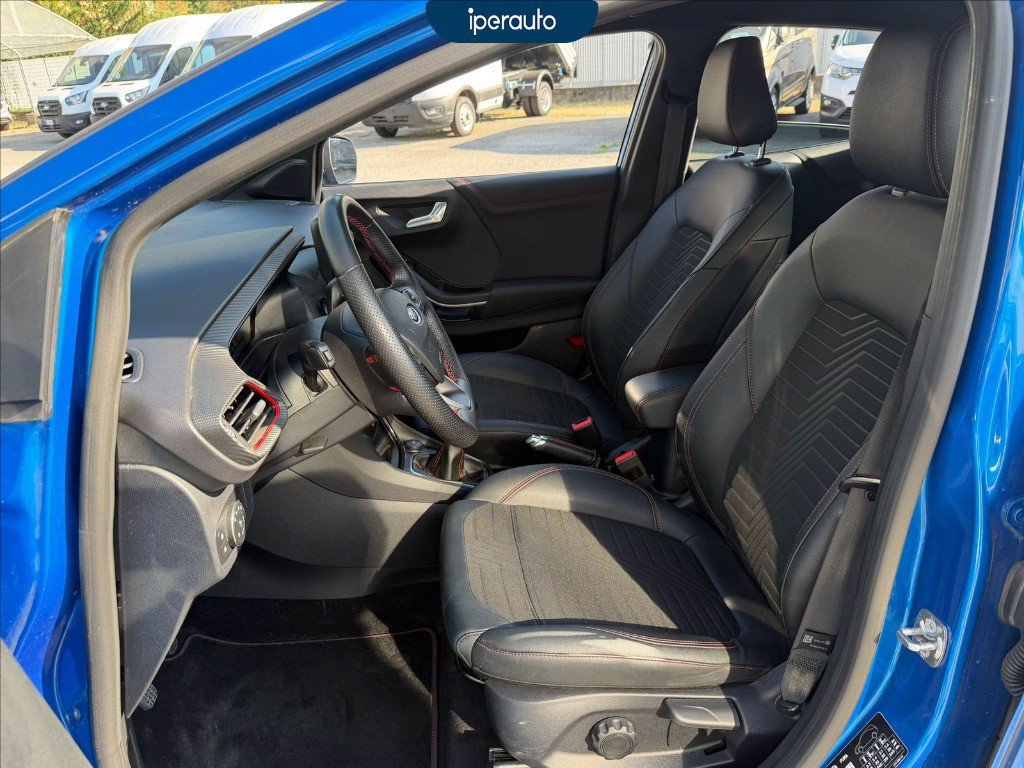 https://cdn-sm.caraffinity.it/images/vehicles/4727092/6/large
