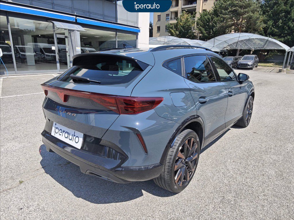 https://cdn-sm.caraffinity.it/images/vehicles/4727094/2/large