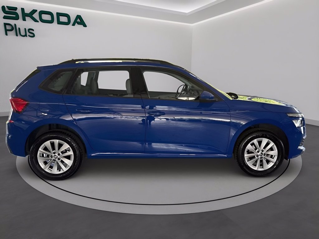 https://cdn-sm.caraffinity.it/images/vehicles/4728192/2/large