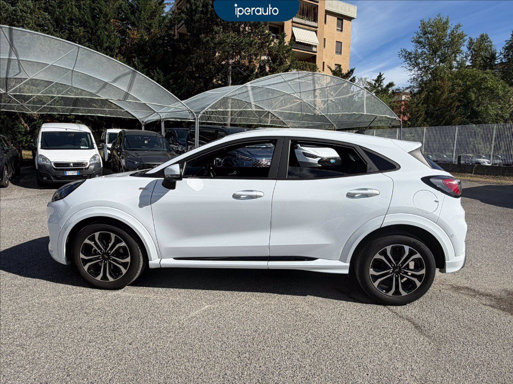 https://cdn-sm.caraffinity.it/images/vehicles/4729702/6/large