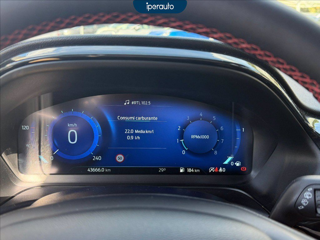 https://cdn-sm.caraffinity.it/images/vehicles/4729702/8/large