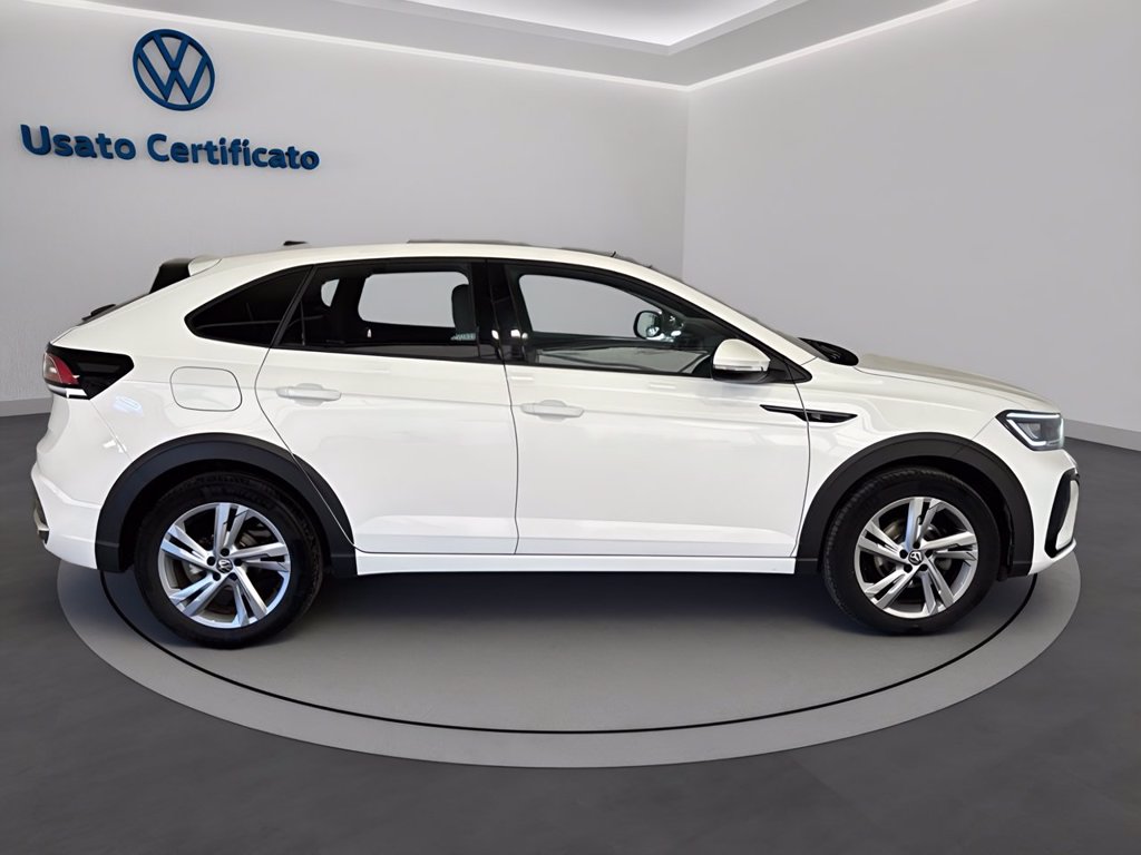 https://cdn-sm.caraffinity.it/images/vehicles/4731715/2/large
