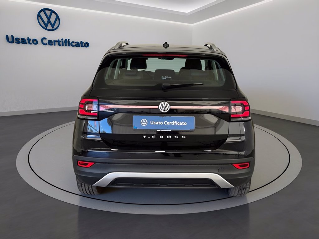 https://cdn-sm.caraffinity.it/images/vehicles/4731717/4/large