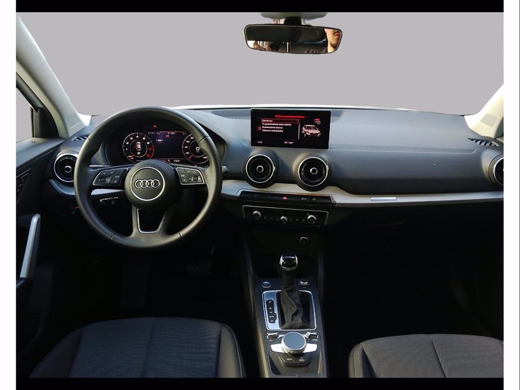 https://cdn-sm.caraffinity.it/images/vehicles/4732445/6/large
