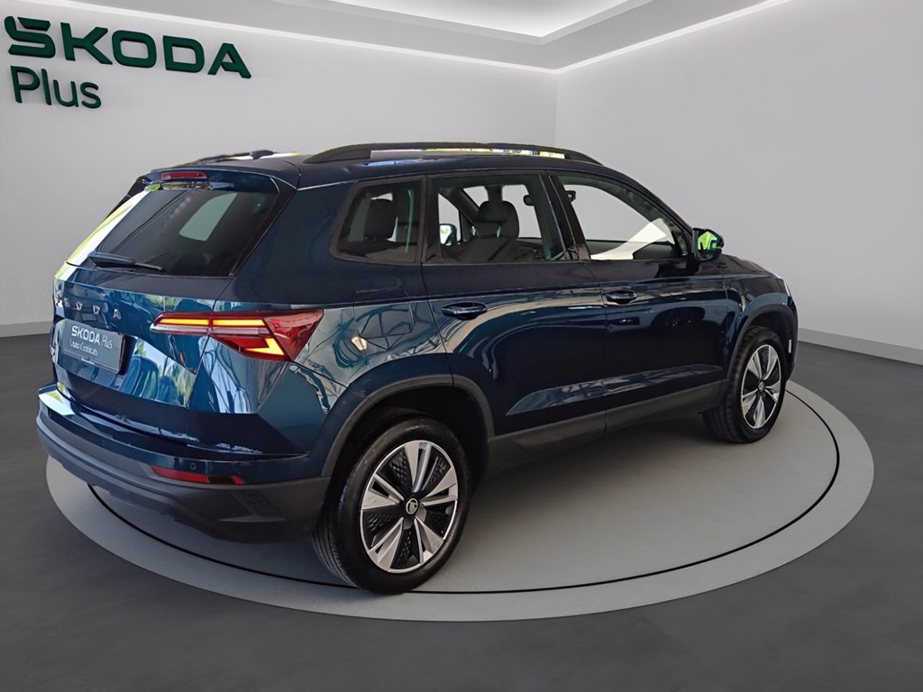 https://cdn-sm.caraffinity.it/images/vehicles/4732822/2/large