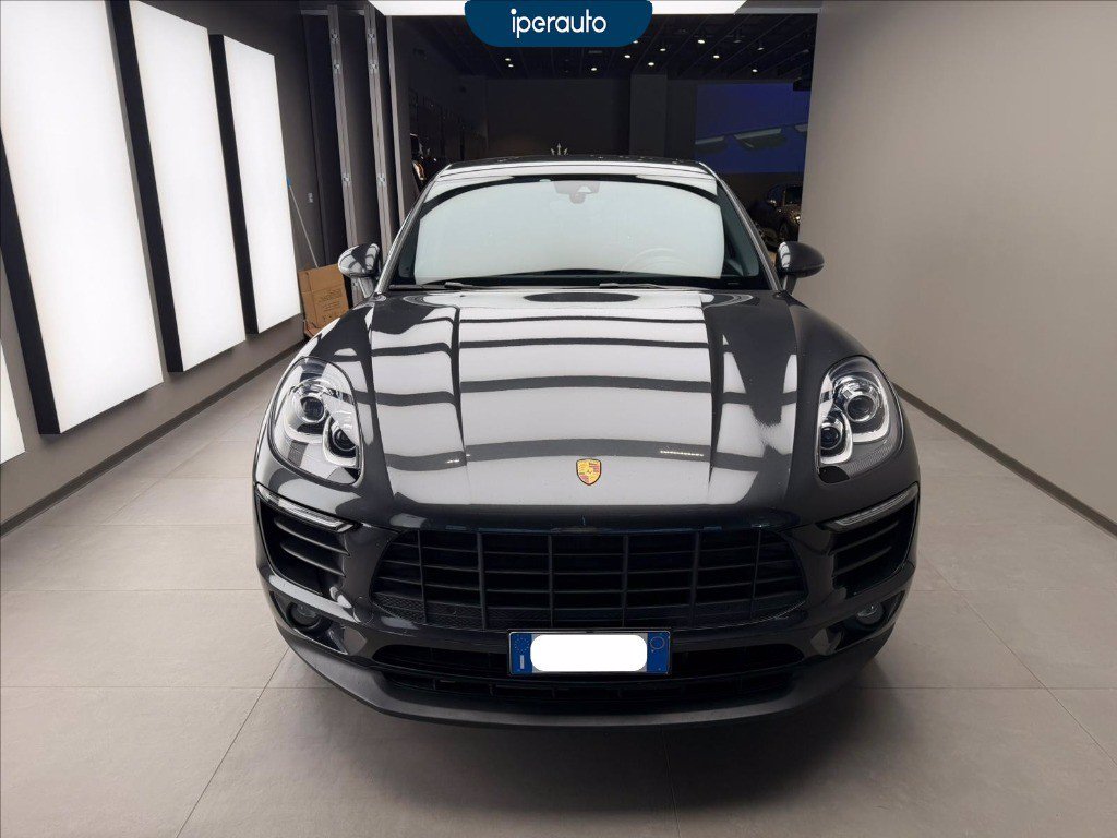 https://cdn-sm.caraffinity.it/images/vehicles/4733922/1/large