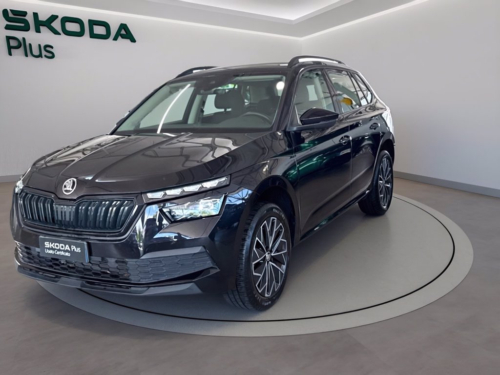 https://cdn-sm.caraffinity.it/images/vehicles/4734316/0/large?format=jpeg