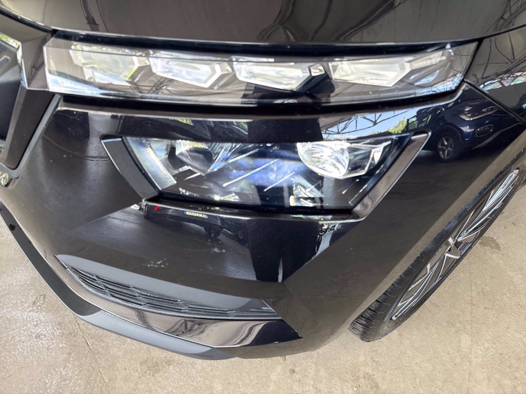 https://cdn-sm.caraffinity.it/images/vehicles/4734316/5/large
