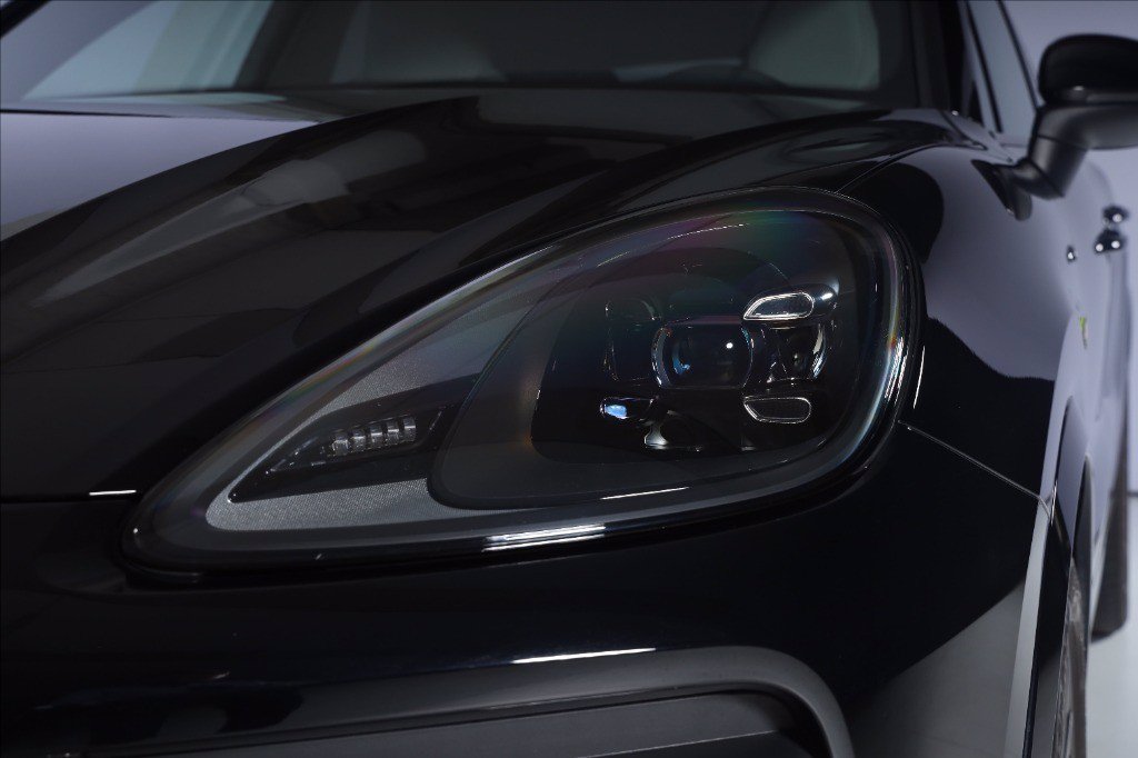 https://cdn-sm.caraffinity.it/images/vehicles/4736351/6/large