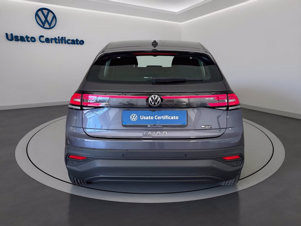 https://cdn-sm.caraffinity.it/images/vehicles/4736580/4/large