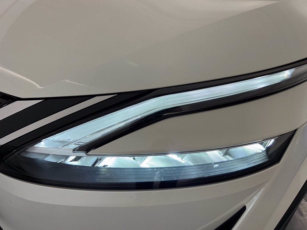 https://cdn-sm.caraffinity.it/images/vehicles/4736588/5/large