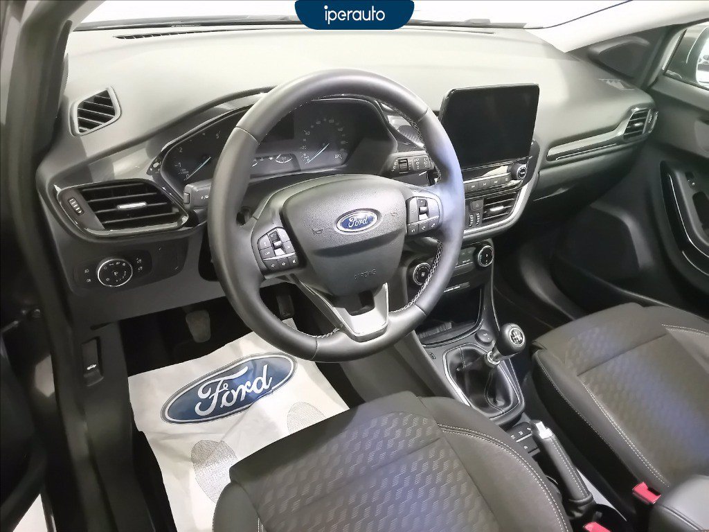 https://cdn-sm.caraffinity.it/images/vehicles/4738053/7/large