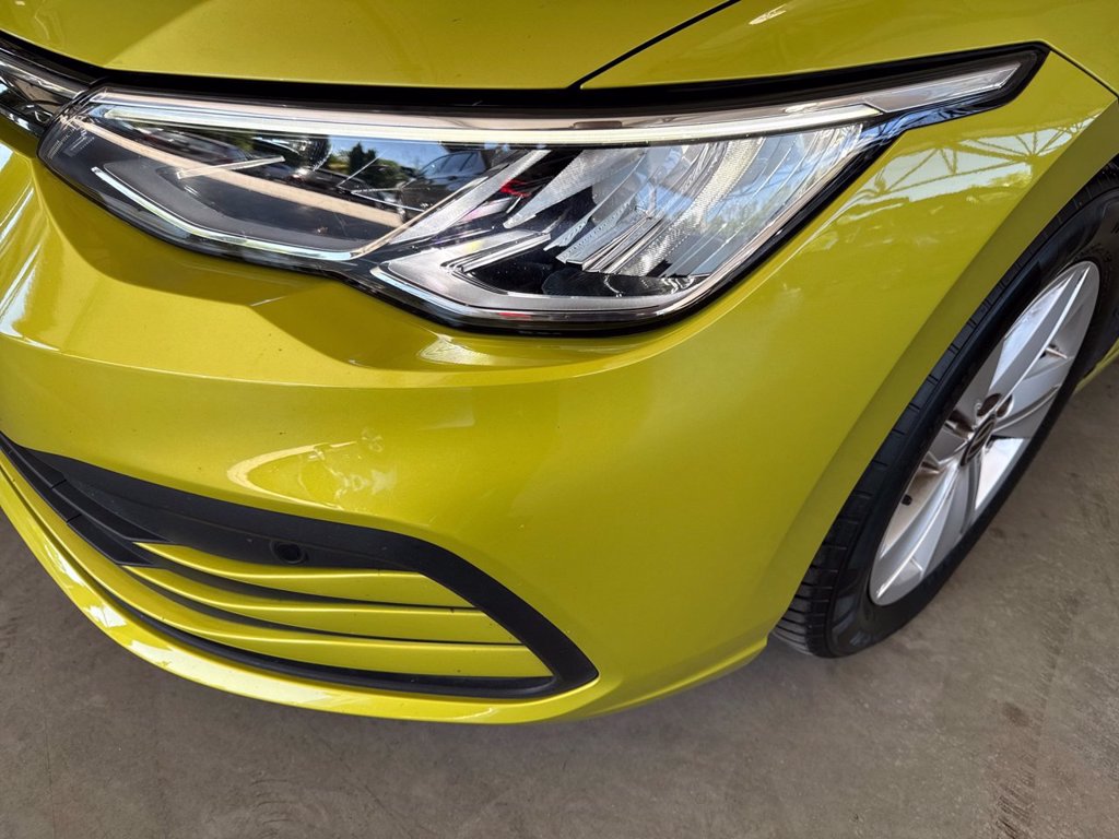 https://cdn-sm.caraffinity.it/images/vehicles/4738248/5/large
